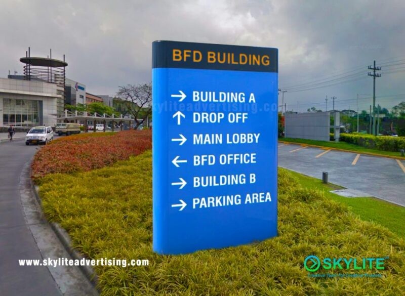 Outdoor Directional Sign