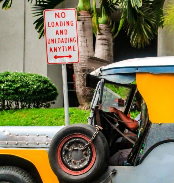 Traffic and Street Sign- Reflective No Loading/Unloading